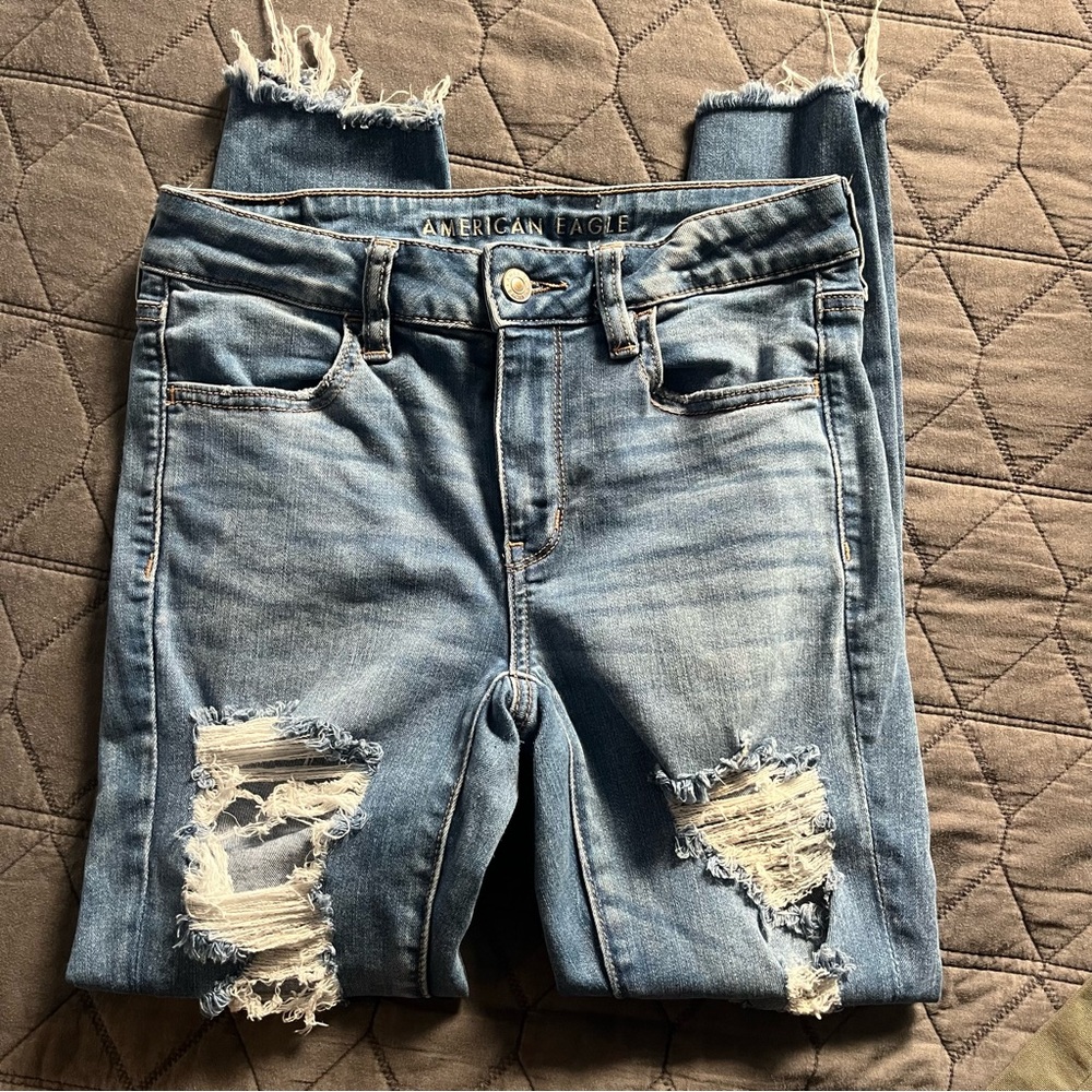 American Eagle Mid-Rise Distressed Jeggings